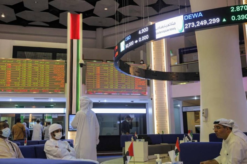 تراجع أسواق المال الإماراتية وسط ترقب للتطورات العالمية