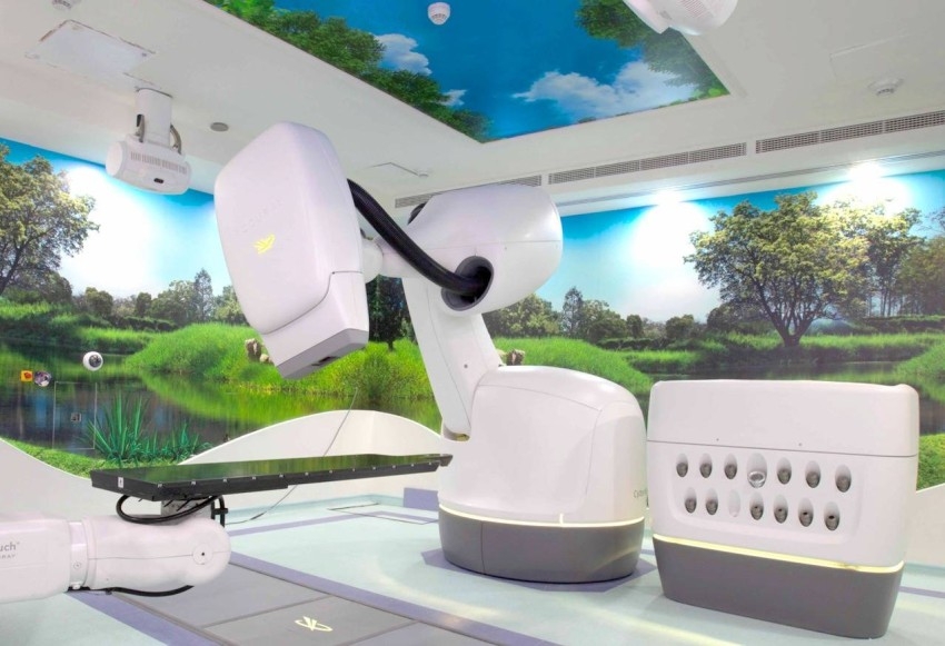 افتتاح أول مركز لعلاج السرطان بالروبوت في دبي