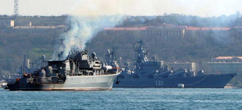 موسكفا.. انفجار يضرب أخطر سفن الأسطول الروسي في البحر الأسود