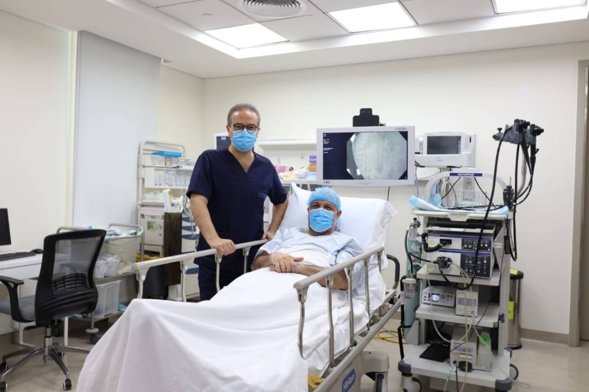 إنقاذ مريض في دبي من حصوة ضخمة بحجم «بيض الدجاج»