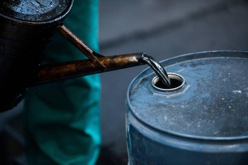 النفط يرتفع بفعل مخاوف متعلقة بالإمدادات الروسية وبرنت يلامس 112 دولاراً