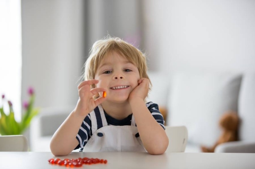 خبراء يحذِّرون من استخدام مكملات الأطفال الغذائية دون استشارة الطبيب