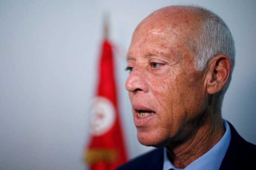 الرئيس التونسي يوسع صلاحياته بقرار رئاسي جديد