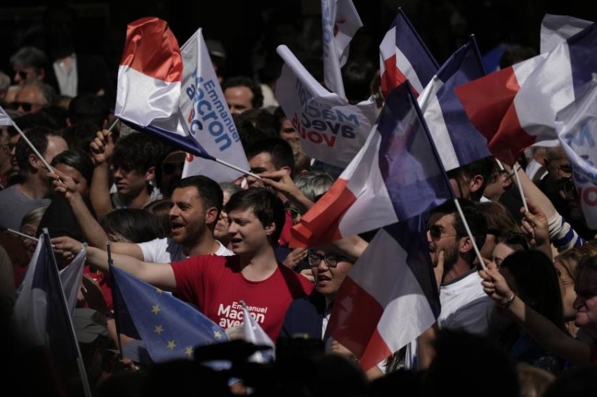 انتخابات رئاسية فرنسية حاسمة يتواجه فيها ماكرون ولوبن