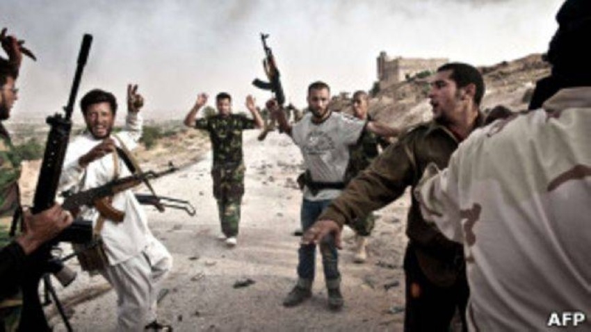 تجدد الاشتباكات.. أصوات الرصاص تصم الآذان عن حل سياسي في ليبيا