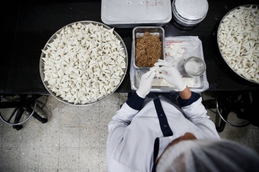 صناعة الحلويات تنتعش في البحرين خلال شهر رمضان