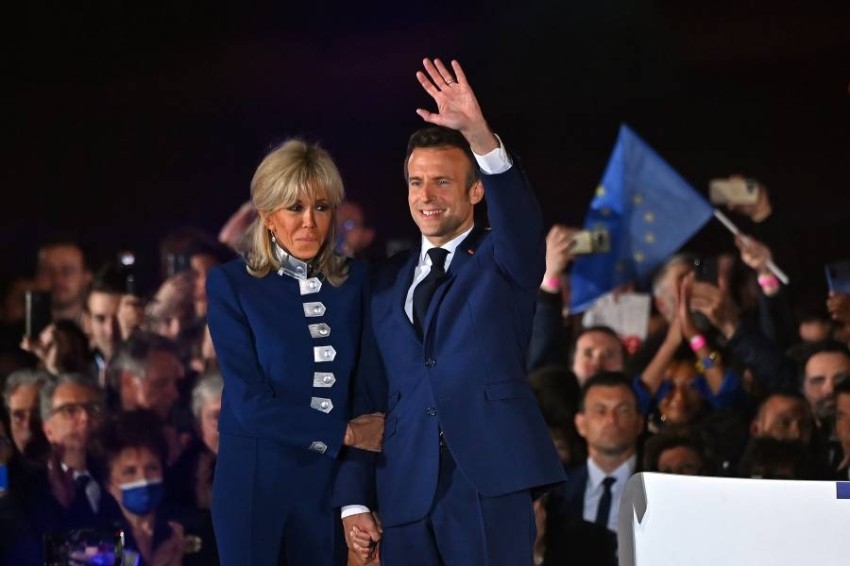 لماذا دعمت دور الأزياء الفرنسية «ماكرون» في الانتخابات؟