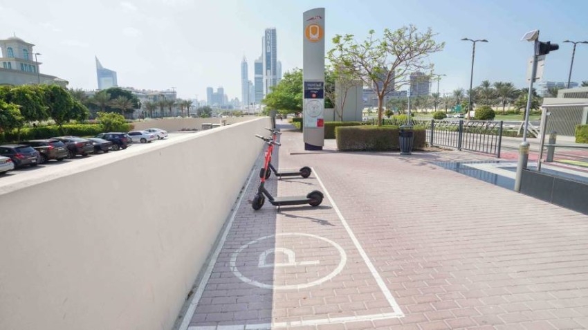 منصة لمنح تصاريح مجانية لاستخدام السكوتر على الشوارع المخصصة في دبي