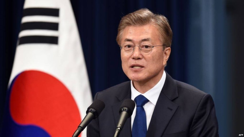قبل تركه منصبه.. رئيس كوريا الجنوبية يعفو عن رئيس أسبق للبلاد