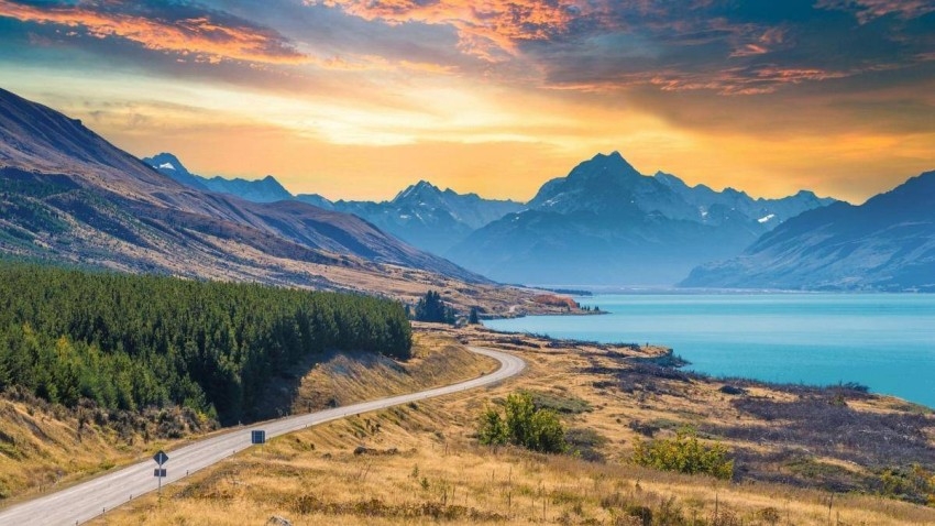نيوزيلندا تعيد فتح أبوابها للسياح.. إليك أجمل وجهاتها