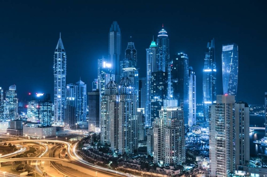 ثروات الأغنياء في الإمارات تقترب من تريليون دولار
