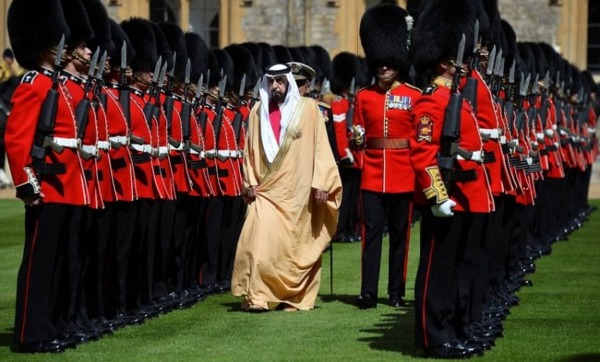 خليفة بن زايد يقود الإمارات إلى «مكانة عالمية مرموقة»