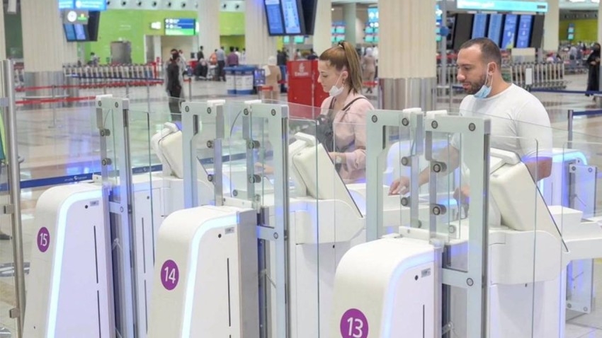 100 مليون مسافر استخدموا 122 بوابة ذكية في مطارات دبي