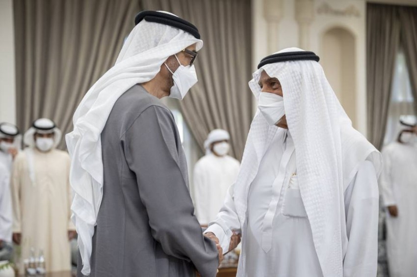 رئيس الإمارات يتقبل تعازي قادة عدد من الدول في وفاة الشيخ خليفة