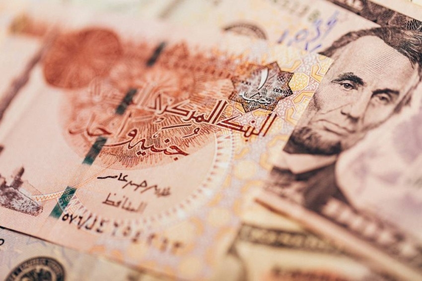 صعود مفاجئ للدولار الأمريكي أمام الجنيه المصري بالبنوك الحكومية والخاصة