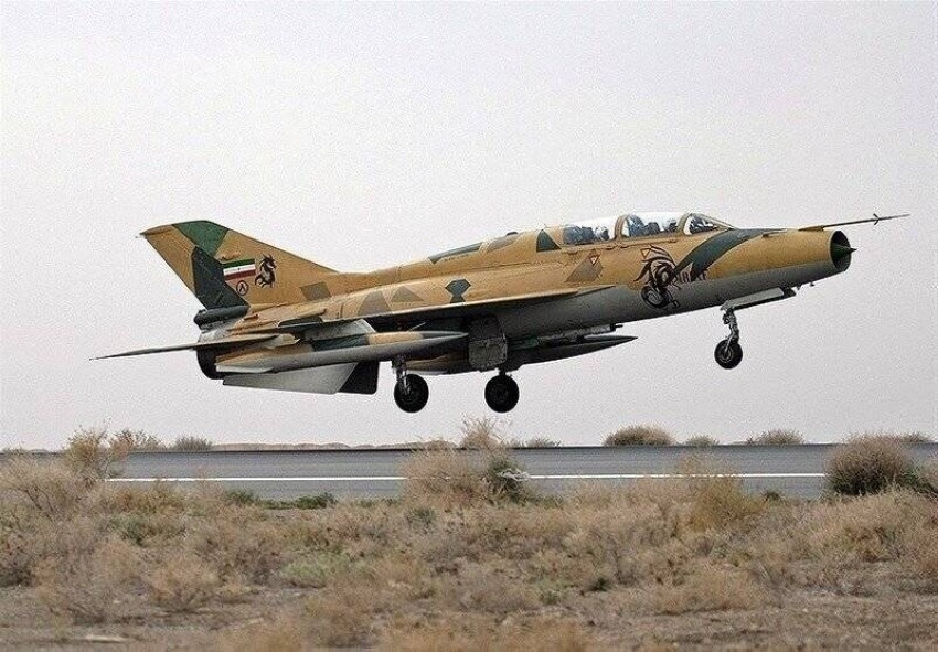 مقتل طيارين إيرانيين بعد تحطم طائرتهما المقاتلة