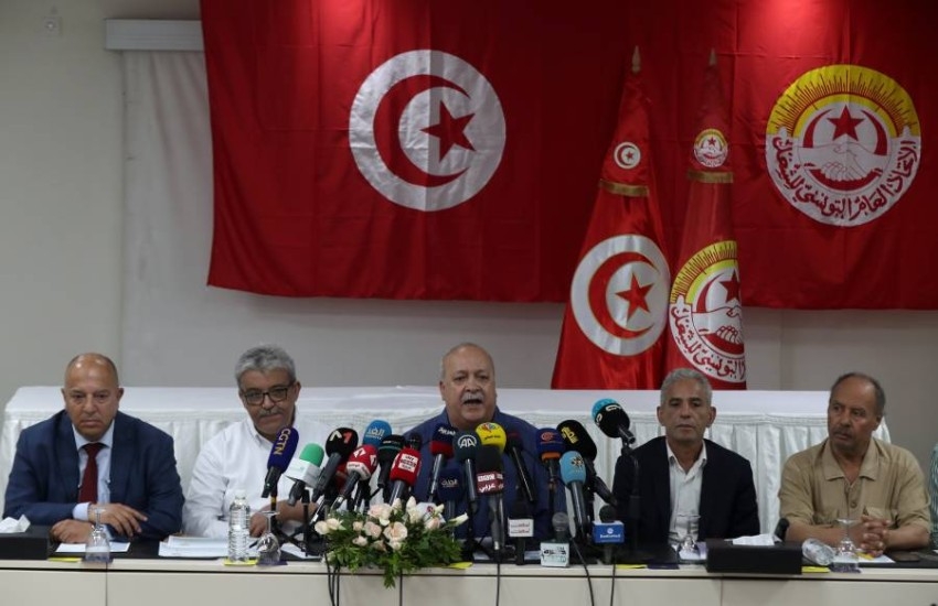 ناخبو تونس مدعون رسمياً إلى الاستفتاء على دستور جديد
