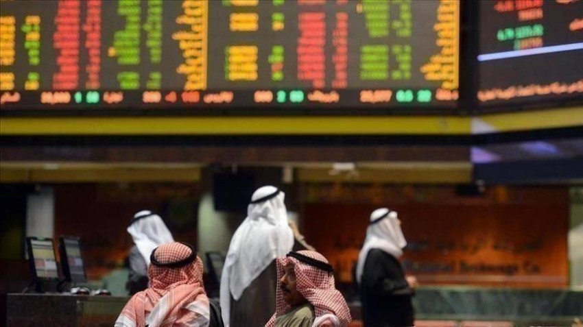 تباين أسواق الخليج والكويت تصعد بدعم أجيليتي وأرامكو يضغط على السعودية