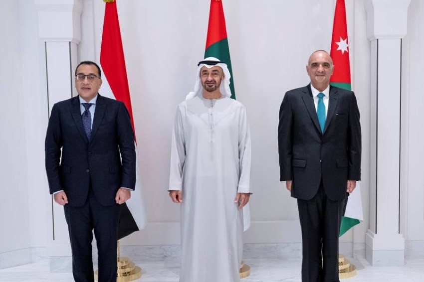 رئيس الدولة يستقبل رئيسي وزراء الأردن ومصر