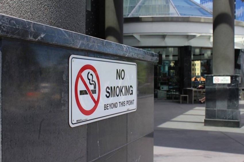 «الصحة» تؤكد تطبيق قانون مكافحة التبغ على السيجارة الإلكترونية