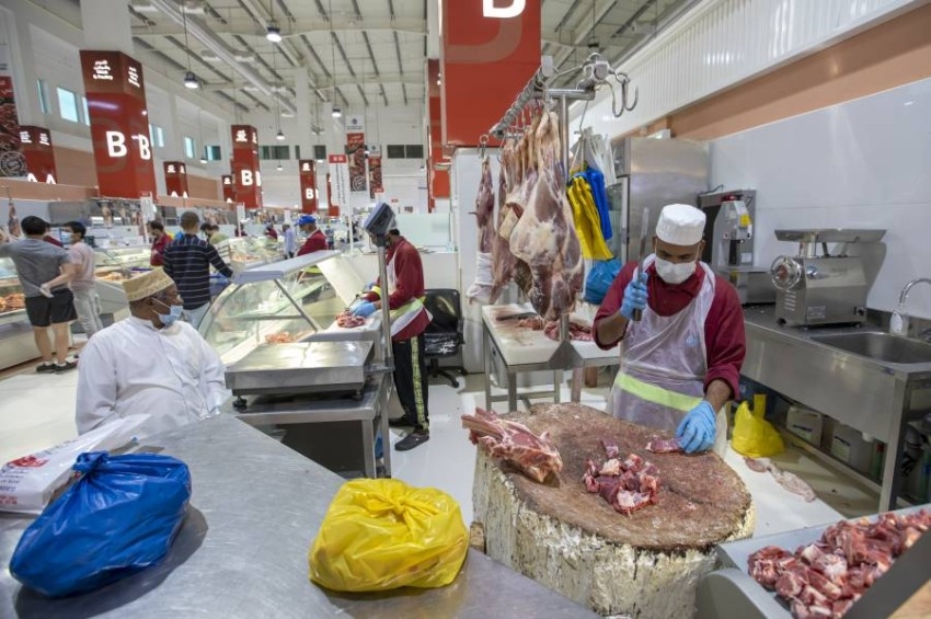 «أبوظبي للزراعة»: الاستثمار في مزارع اللحوم الحمراء و«الروبيان» يخفف تقلبات الأسعار