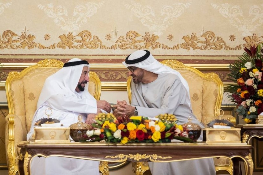 رئيس الإمارات يزور حاكم الشارقة