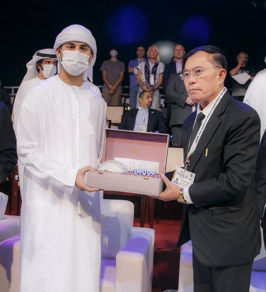 منتخب الإمارات للمواي تاي يحصد 12 ميدالية ملونة