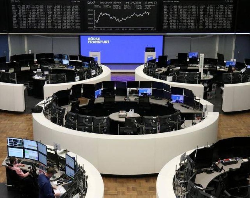 الأسهم الأوروبية تتراجع وسط مخاوف من تشديد السياسة النقدية