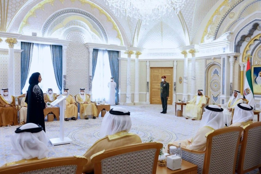 أمام رئيس الدولة ونائبه.. الوزراء الجدد في حكومة الإمارات يؤدون اليمين الدستورية
