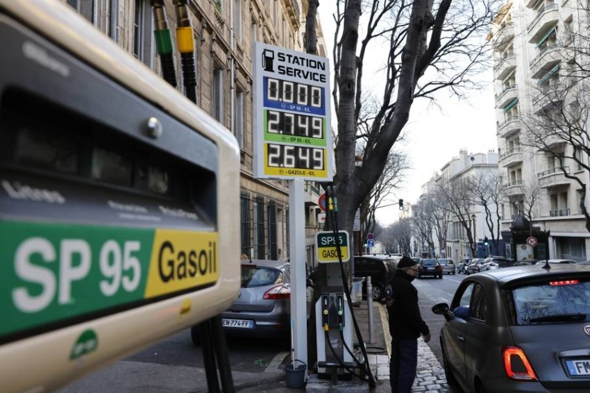 وزير المالية الفرنسي يؤكد ضرورة تراجع التضخم بدءاً من 2023