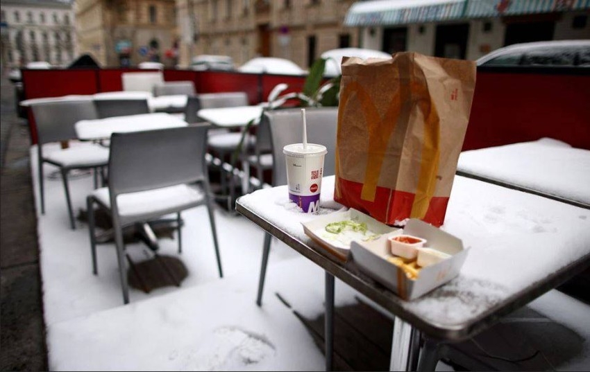 «لمنع التبذير».. إسبانيا تقر قانوناً يكافح هدر الطعام في المطاعم