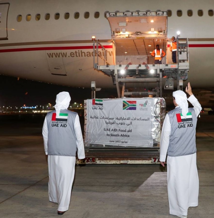 الإمارات ترسل طائرة مساعدات إلى جنوب أفريقيا