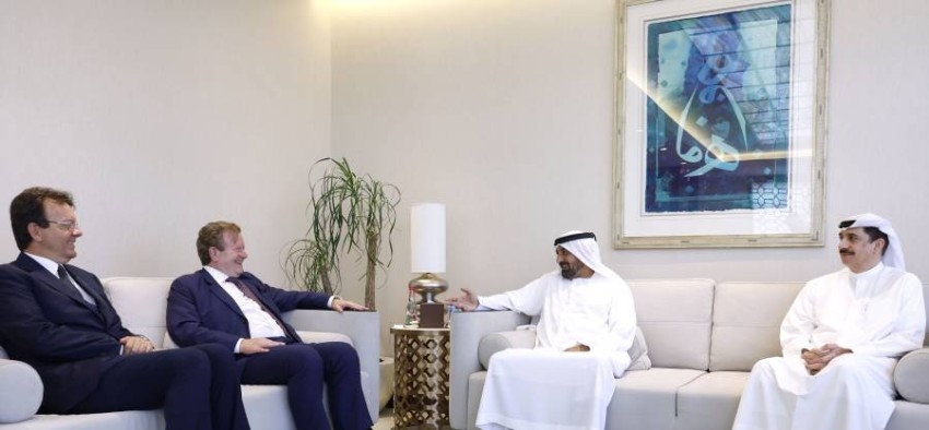 أحمد بن سعيد ورئيس مارش العالمية يستعرضان دعم دبي قطاعات الأعمال العالمية