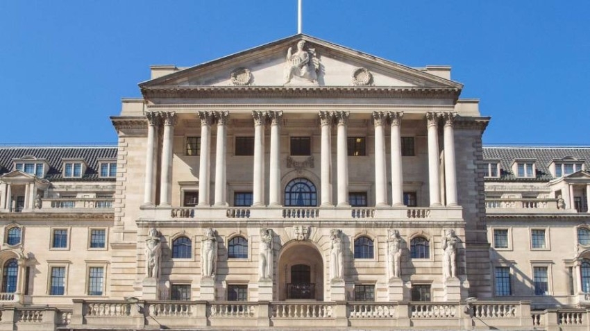 إلزام البنوك البريطانية بدفع رسم سنوي للبنك المركزي