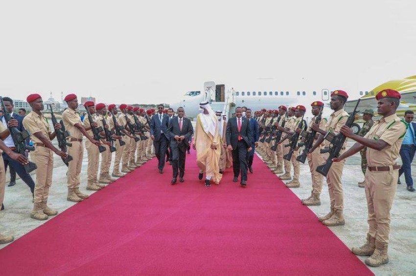 «الإمارات في المقدمة».. مشاركة واسعة فى حفل تنصيب الرئيس الصومالي