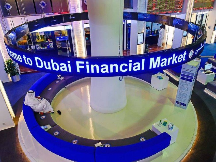 سوق دبي يتراجع عند الافتتاح بضغط هبوط 7 أسهم