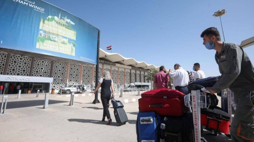 سوريا تعلّق الرحلات عبر مطار دمشق بعد قصف إسرائيلي طال أحد المدرجات