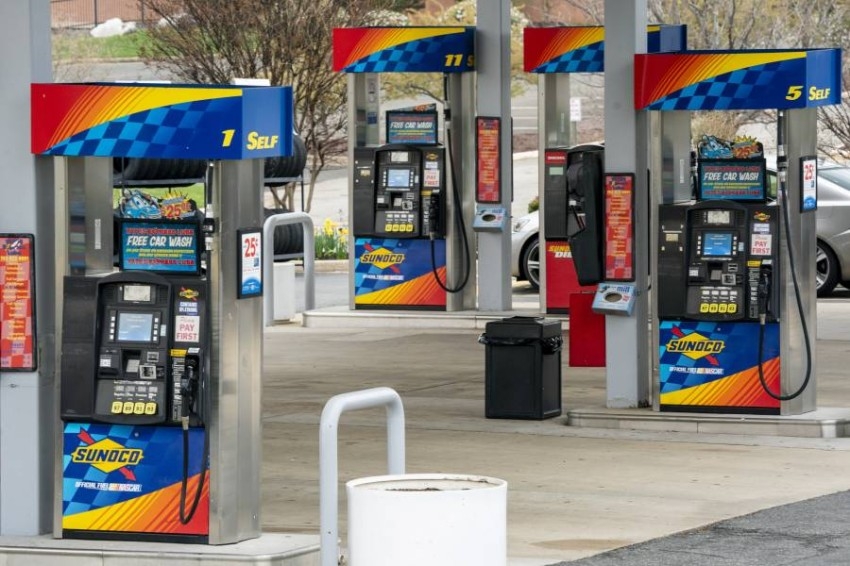 سعر غالون الوقود في أمريكا يتخطى 5 دولارات