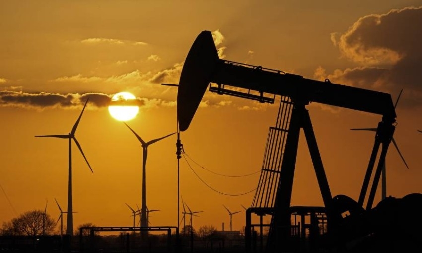 تحليل: النفط قد يكسر حاجز 150 دولاراً للبرميل ويتصاعد في 2023