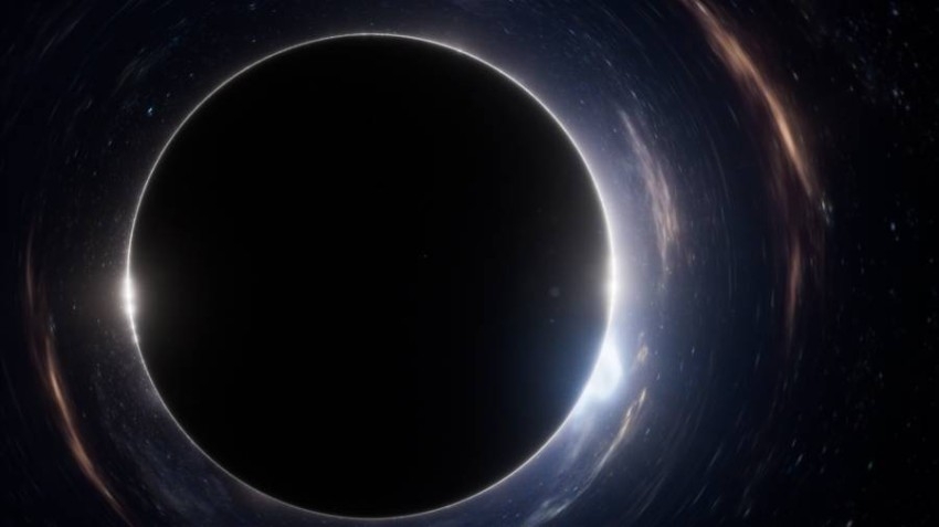 علماء فلك يكتشفون ثقباً أسود هائلاً