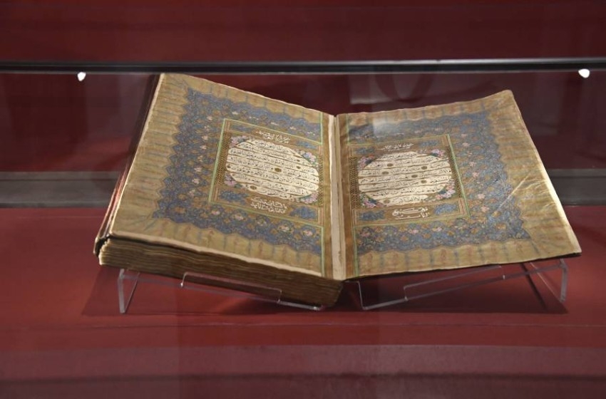 «ذخائر الكتب».. متحف في مكتبة محمد بن راشد يكشف عن كنوز نادرة