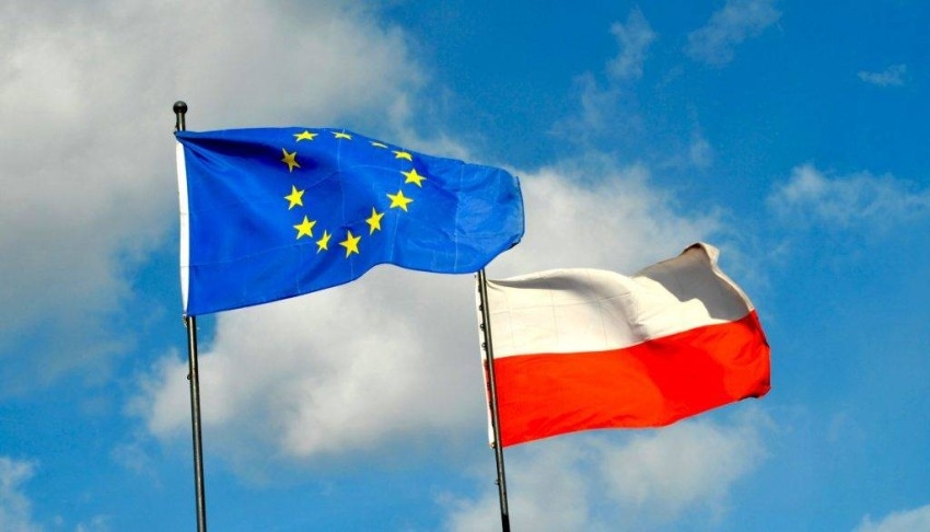 بولندا تطالب بعقوبات جديدة على روسيا قبل قمة الاتحاد الأوروبي