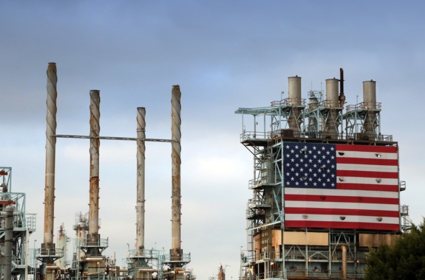 «الإنتاج الدفاعي».. خيار جدلي لأمن الطاقة في أمريكا