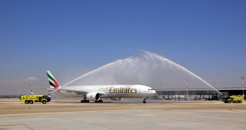 طيران الإمارات تطلق خدمتها اليومية إلى تل أبيب بطائرة بوينج 777