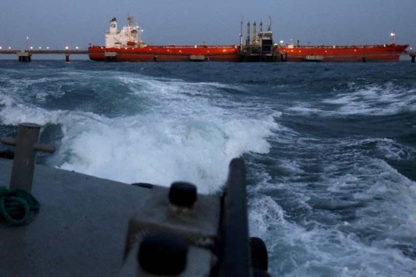فرنسا ترغب في عودة إيران وفنزويلا إلى سوق النفط