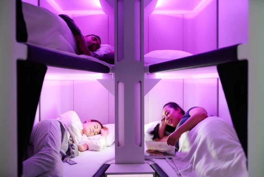 كبسولات النوم في الطائرة تصل إلى الدرجة الاقتصادية