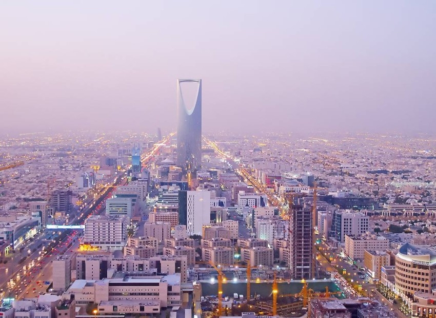 الرياض تدشن 93 مشروعاً بكلفة 8.5 مليار ريال