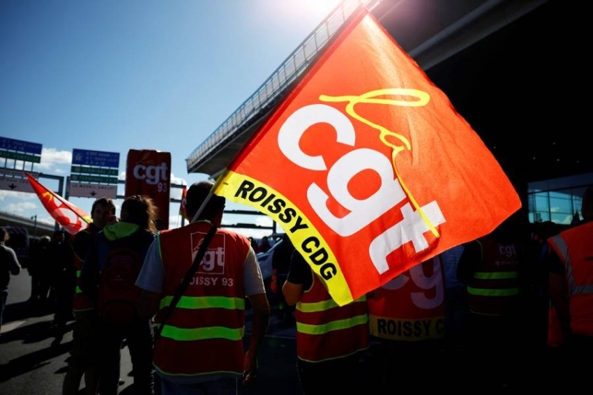 إضرابات عمالية مطالبة برفع الأجور في مطارات فرنسية