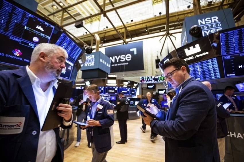 الأسهم الأمريكية تسجل خسائر حادة في يونيو و«ناسدك» الأكثر انخفاضاً