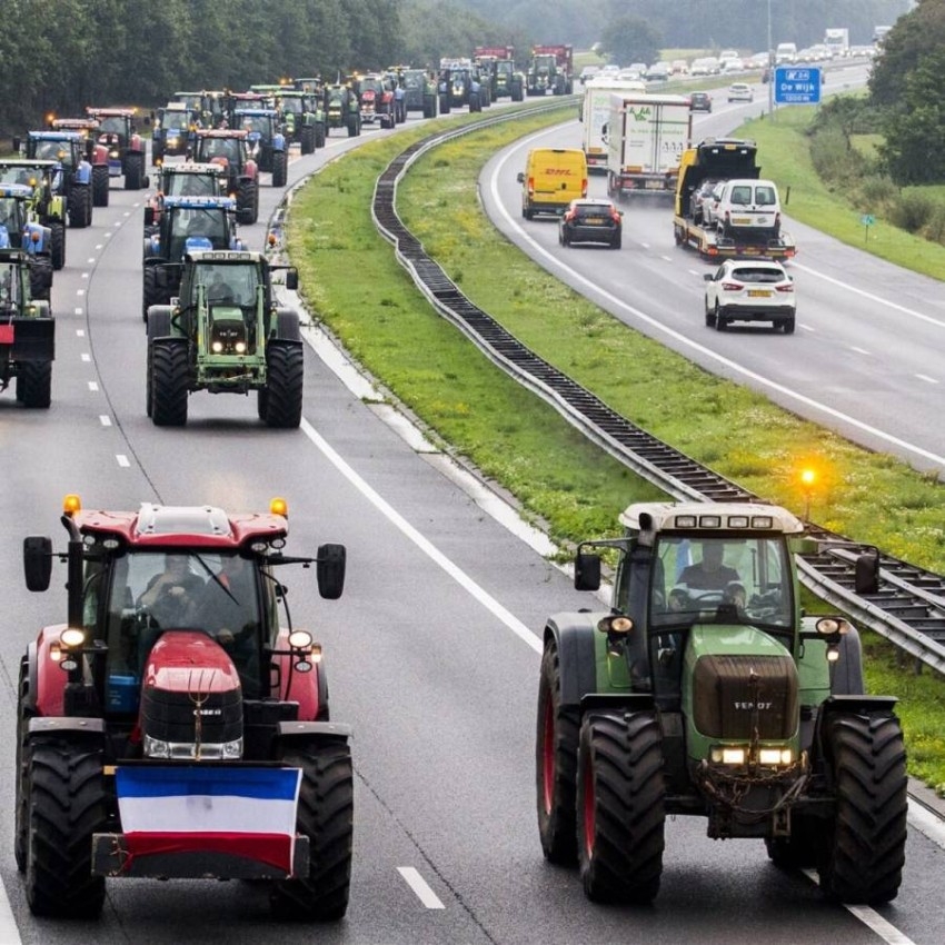 خطط المناخ تشعل غضب المزارعين الهولنديين